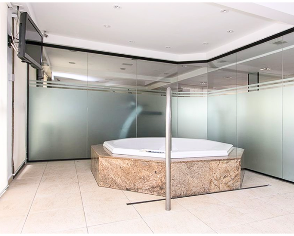 Foto de Lote 5 - Apartamento com 240 m2 - 5 Vagas e 1 Depósito - São Paulo - SP