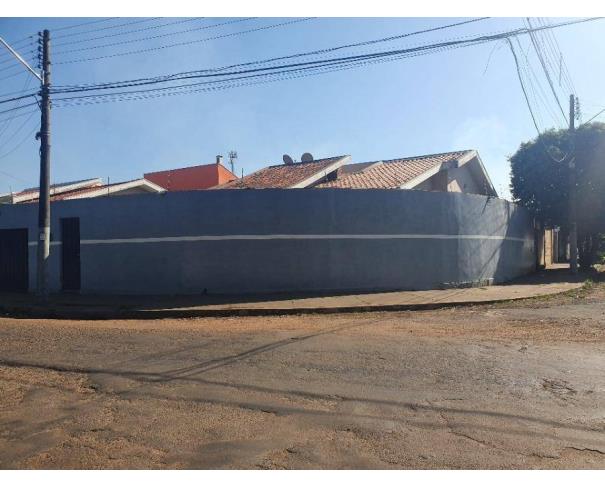 Foto de Lote 4 - CASA em Ourinhos/SP