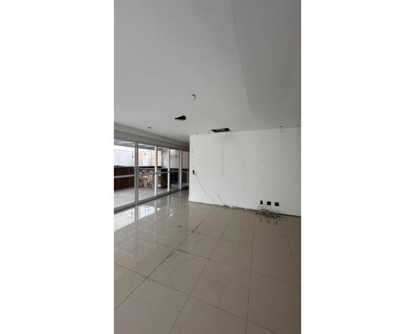 Foto de Lote 4 - Nova Iguaçu - RJ - Centro - Apartamento