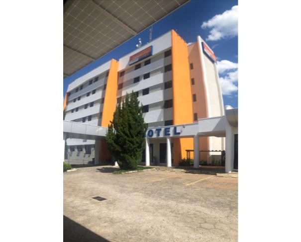 Foto de Campo Largo - PR - Prédio Comercial