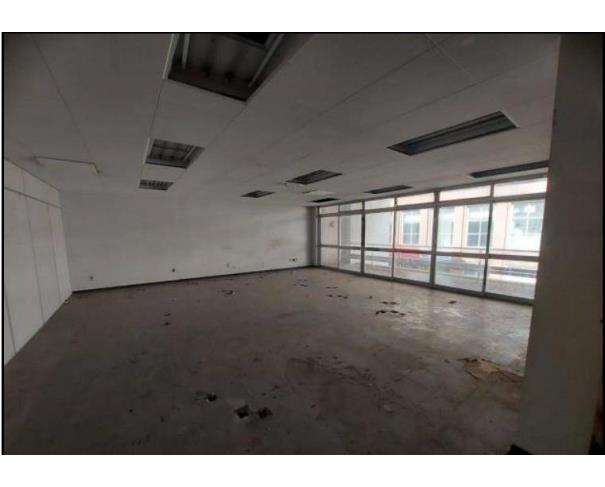 Foto de Lote 8 - Porto Alegre - RS - Centro Histórico - Prédio Comercial 