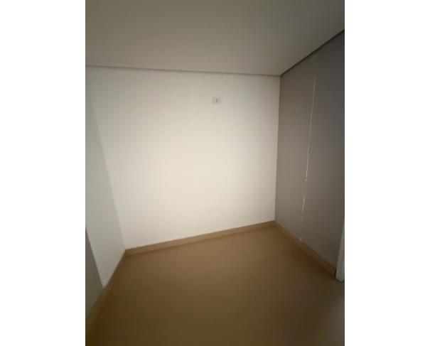 Foto de Lote 5 - Praia Grande - SP - Canto do Forte - Apartamento 