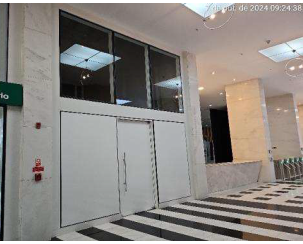 Foto de Lote 6 - Curitiba - PR - Centro - Lojas e Vagas