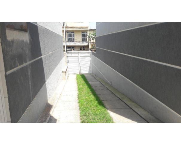 Foto de Lote 17 - CASA EM CONDOMINIO em São João de Meriti/RJ