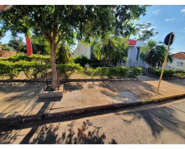 Foto de Lote 6 - Caiuá - SP - Centro - Prédio Comercial