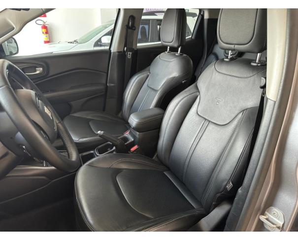 Foto de FIAT TORO VOLCANO 2.0 16V 4X4 TB DIESEL AUT.