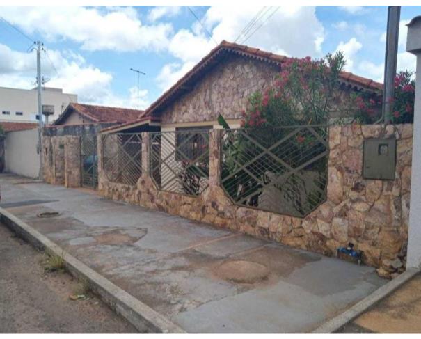 Foto de Lote 4 - CASA em Morrinhos/GO