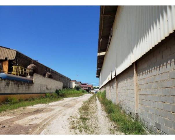 Foto de Lote 14 - Macaé - RJ - Lagomar - Galpão