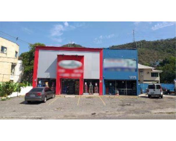 Foto de Lote 20 - Rio de Janeiro - RJ - Taquara - Loja
