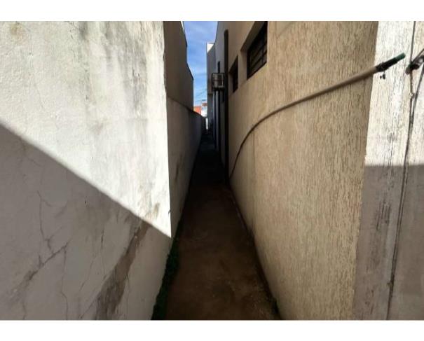Foto de Lote 1 - Guapiaçu - SP - Centro - Prédio Comercial