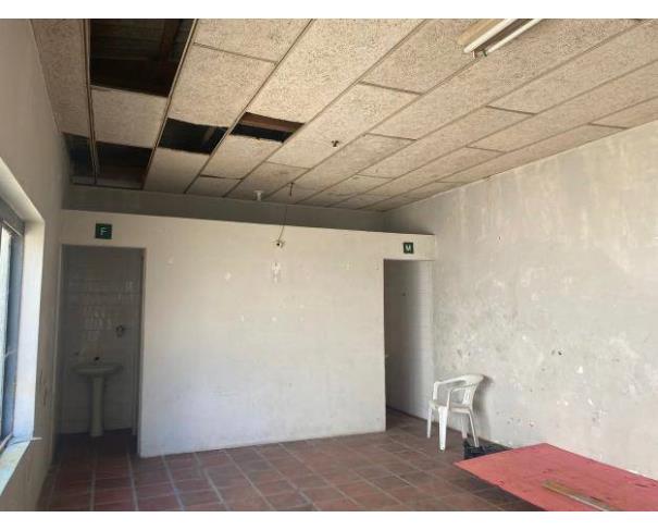 Foto de Lote 2 - Santa Vitória do Palmar - RS - Centro - Prédio Comercial