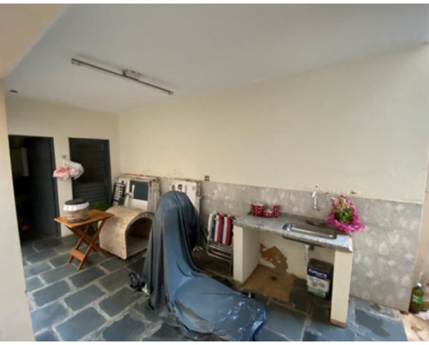 Foto de Casa com 246 m2 - Cj. Hab. Cinquentenário - Tupã - SP