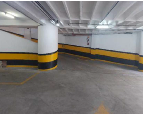 Foto de Lote 2 - São Paulo - SP - Centro - Lojas e Boxes de garagem