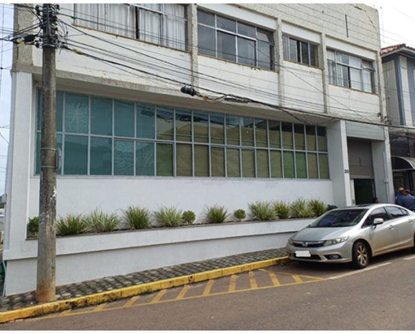 Foto de Lote 1 - Elói Mendes - MG - Centro - Prédio Comercial