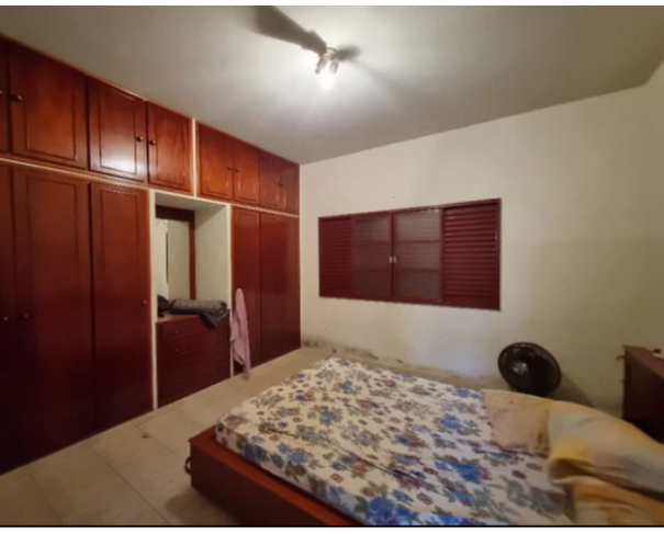 Foto de Casa com 167m2 - Mineiros do Tietê - SP - Jardim das Flores