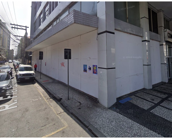 Foto de Lote 10 - Santos - SP - Centro - Prédio Comercial (Parte)