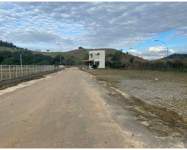 Foto de Lote 2 - Além Paraíba - MG - Rural - Galpão