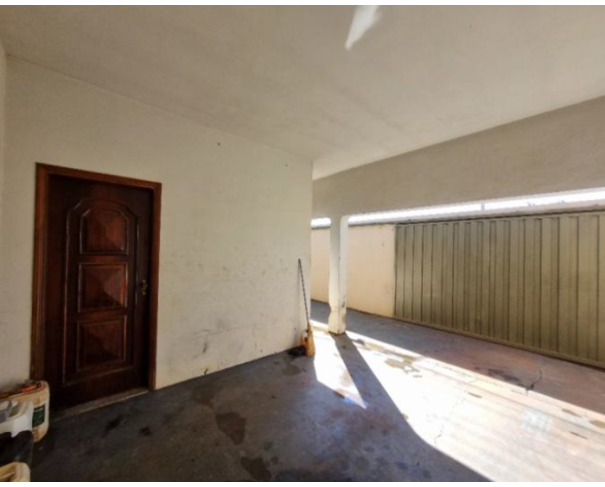 Foto de Casa com 167m2 - Mineiros do Tietê - SP - Jardim das Flores