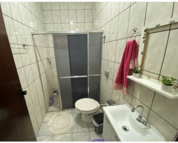 Foto de Casa com 246 m2 - Cj. Hab. Cinquentenário - Tupã - SP