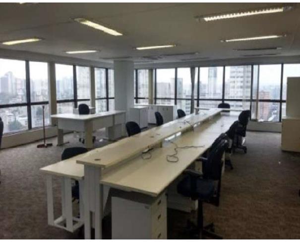 Foto de Lote 12 - Curitiba - PR - Centro - Conjuntos Comerciais