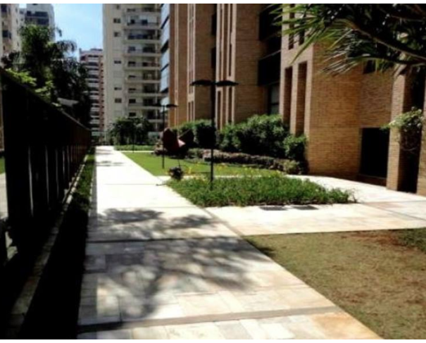 Foto de Lote 5 - Apartamento com 240 m2 - 5 Vagas e 1 Depósito - São Paulo - SP