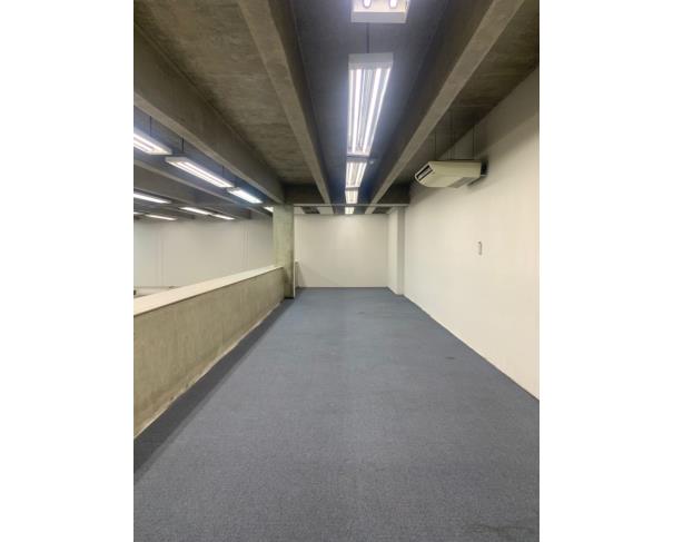 Foto de Prédio Comercial - Pq. Santos Dumont - Taboão da Serra - SP
