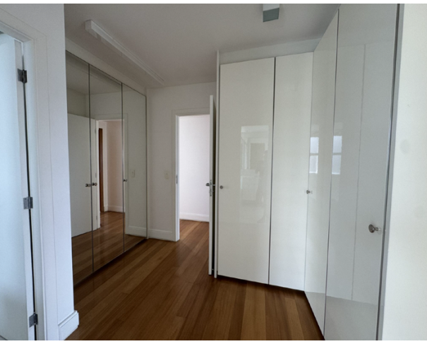 Foto de Apto. 281 - Cobertura Duplex - com 433 m2 - Santo Amaro - São Paulo - SP
