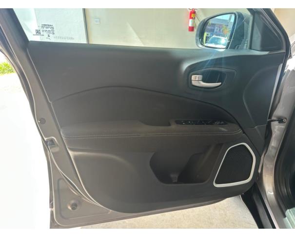 Foto de FIAT TORO FREEDOM 1.3 T270 4X2 FLEX AUT.