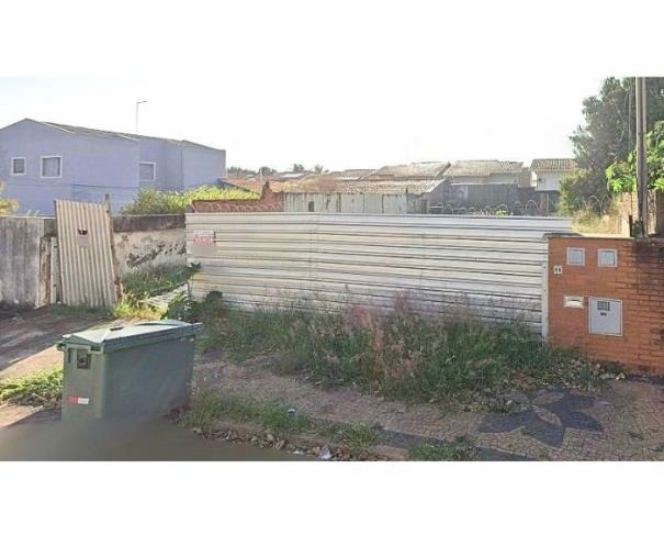 Foto de Lote 6 - Parque das Quaresmeiras - Terreno Comercial
