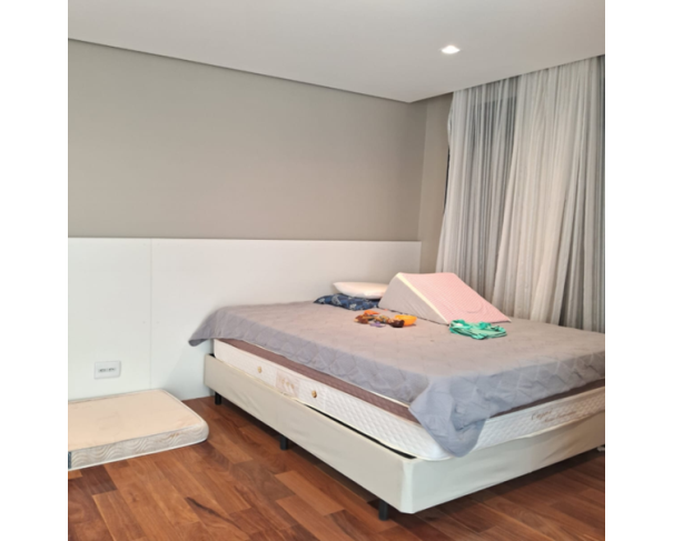 Foto de Casa de Alto Padrão com 571m2 - Cond. Campos do Conde - Santana de Parnaíba - SP