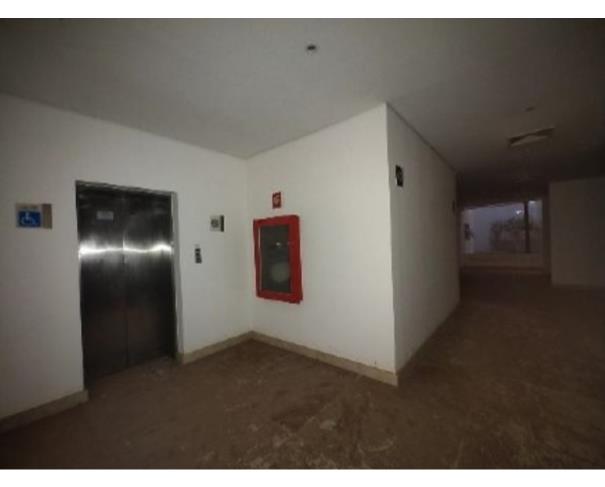 Foto de Lote 7 - Porto Alegre - RS - Centro Histórico - Prédio Comercial