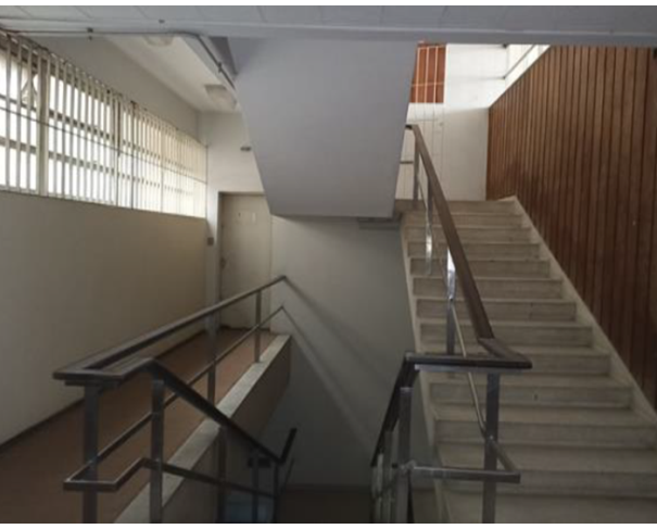 Foto de Lote 10 - Santos - SP - Centro - Prédio Comercial (Parte)
