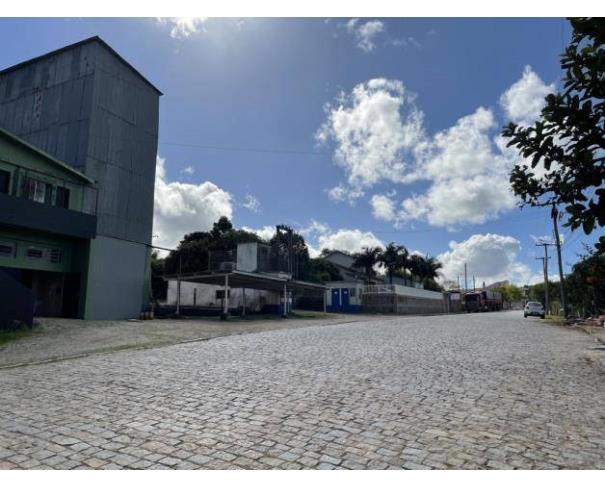 Foto de Lote 3 - Canguçu - RS - Centro - Galpão Comercial