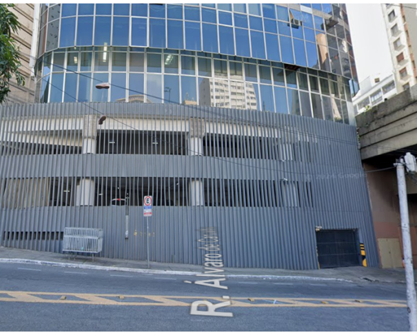 Foto de Lote 2 - São Paulo - SP - Centro - Lojas e Boxes de garagem