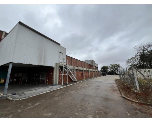 Foto de Embu das Artes - SP - Gramado - Imóvel Industrial/Comercial