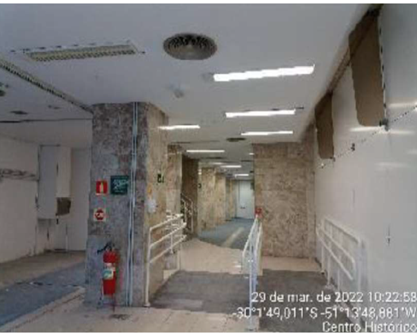 Foto de Lote 9 - Porto Alegre - RS - Centro - Lojas