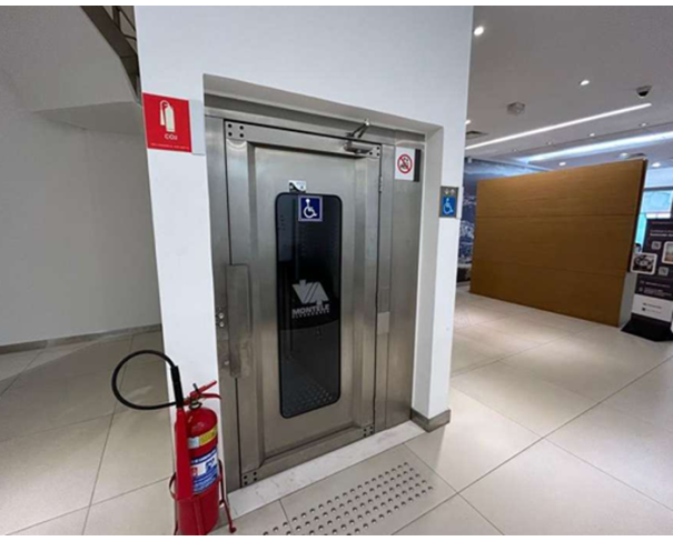 Foto de Lote 3 - Juiz de Fora - MG - Centro - Prédio Comercial