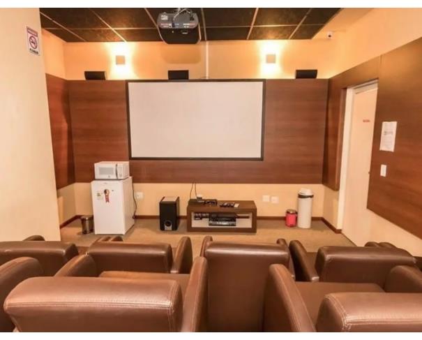 Foto de Porto Alegre - RS - Jardim Botânico - Apartamento e Box