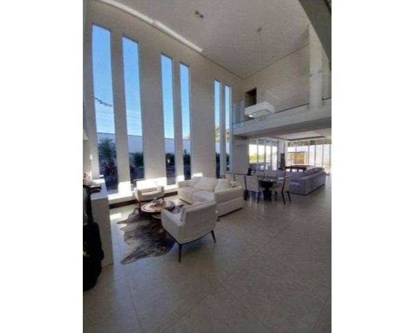 Foto de Casa em Condomínio com 378 m2 - Votorantim - SP - Res. Villa Toscana