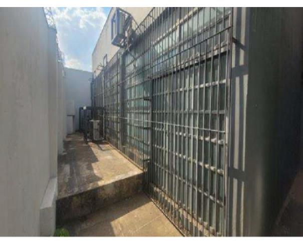 Foto de Lote 1 - Uberlândia - MG - Centro - Loja Comercial