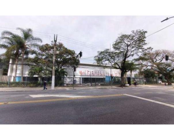 Foto de Lote 2 - São Paulo - SP - Alto de Pinheiros - Prédio Comercial