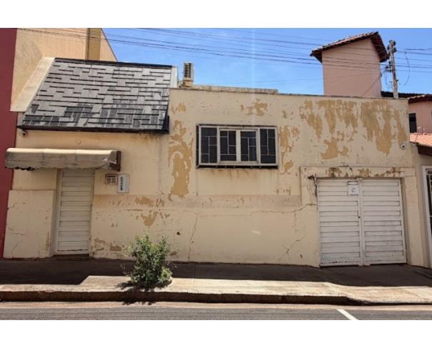 Foto de Lote 4 - Assis - SP - Centro - Casa