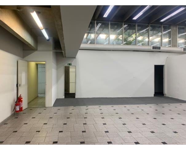 Foto de Prédio Comercial - Pq. Santos Dumont - Taboão da Serra - SP