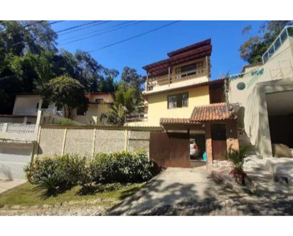 Foto de Niterói - RJ - Bairro Baldeador - Casa com 258 m2