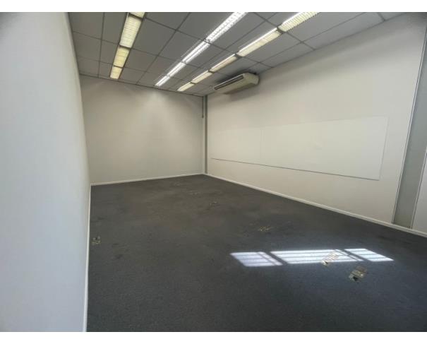 Foto de Lote 1 - Guarulhos - SP - Cumbica - Prédio Comercial