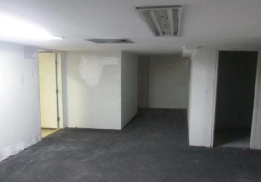 Lote 17 - Rio De Janeiro - RJ - Freguesia de São José - Loja Comercial Imóveis Comerciais - Banco ITAÚ - E433, localizado em Rio De Janeiro - RJ, bairro Freguesia de São José