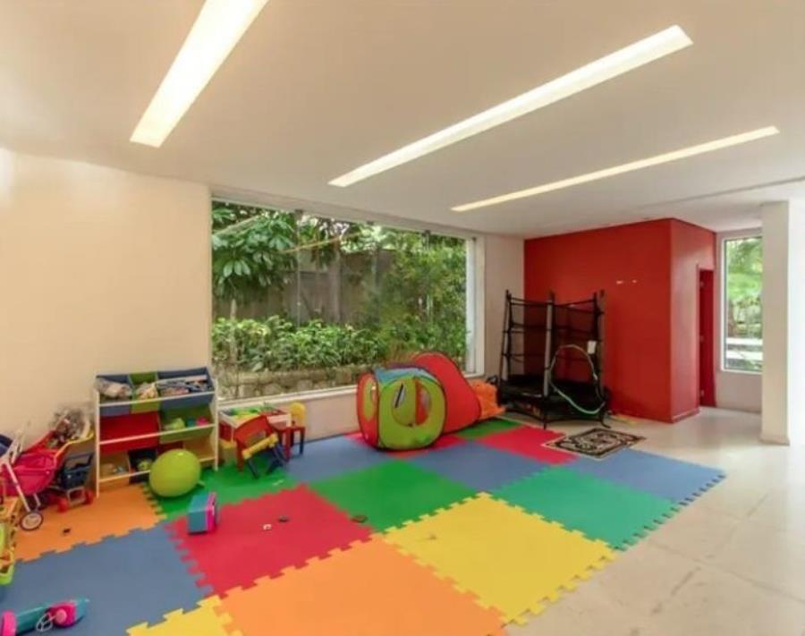 São Paulo - SP - Campo Belo - Apto 21 Apartamento com 202 m2 - E356, localizado em São Paulo - SP, bairro Vila Independência