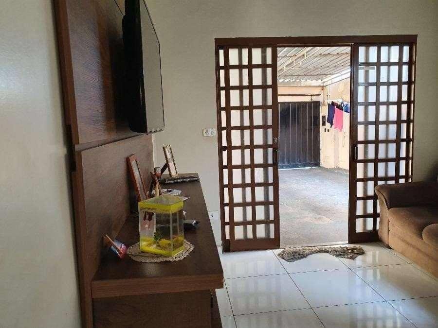 Lote 4 - CASA em Ourinhos/SP ENVIE SUA PROPOSTA - Banco Santander - E175, localizado em Ourinhos - SP