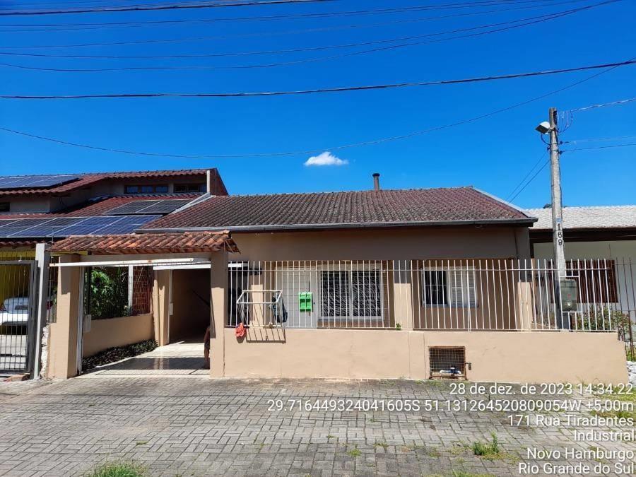 Lote 10 - CASA em Novo Hamburgo/RS ENVIE SUA PROPOSTA - Banco Santander - E175, localizado em Novo Hamburgo - RS