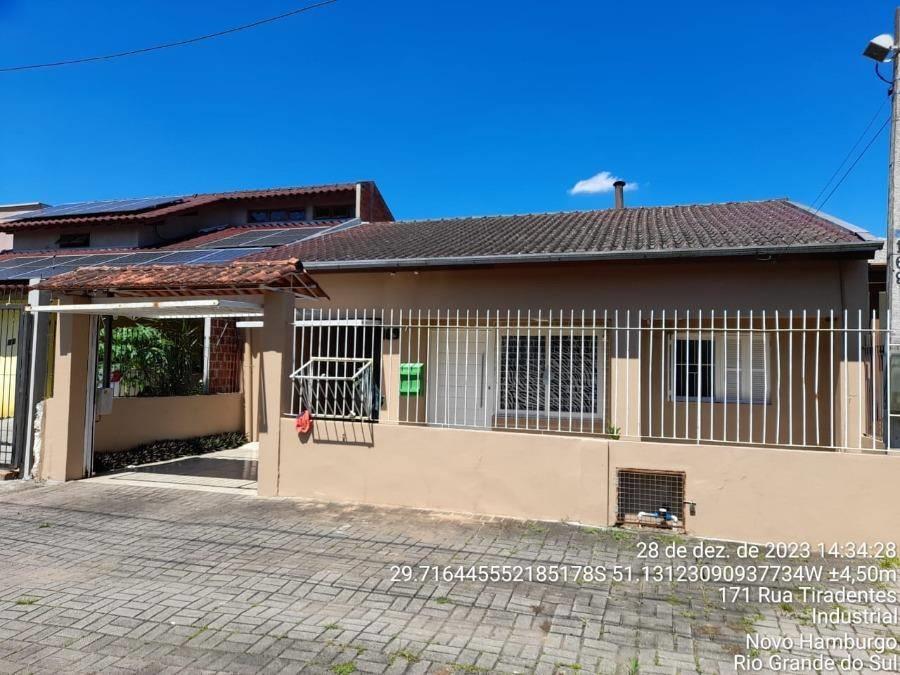 Lote 10 - CASA em Novo Hamburgo/RS ENVIE SUA PROPOSTA - Banco Santander - E175, localizado em Novo Hamburgo - RS